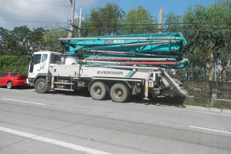 Bomu katlanmış mobil beton pompası kamyonu